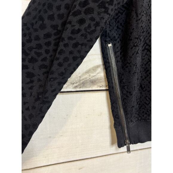 Rails Top Women's Medium Black Crew Neck Marlo Flocked Cobra ide Zip Sweatshirt - Picture 3 of 5